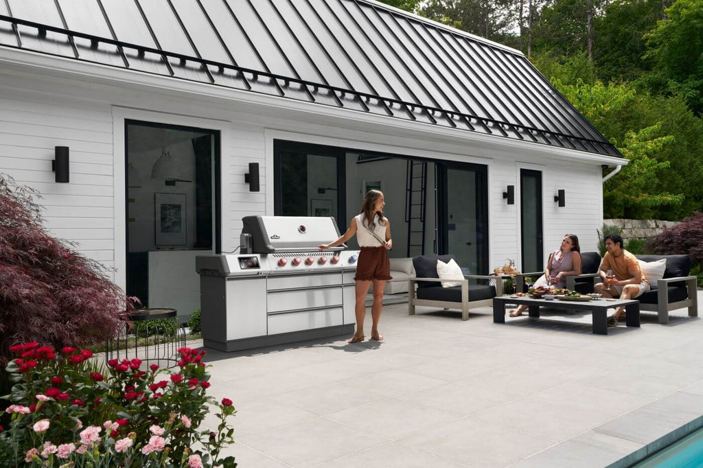 Gas Grill Prestige PRO 665 Elite with Smart Technology & Electric Smoker Box