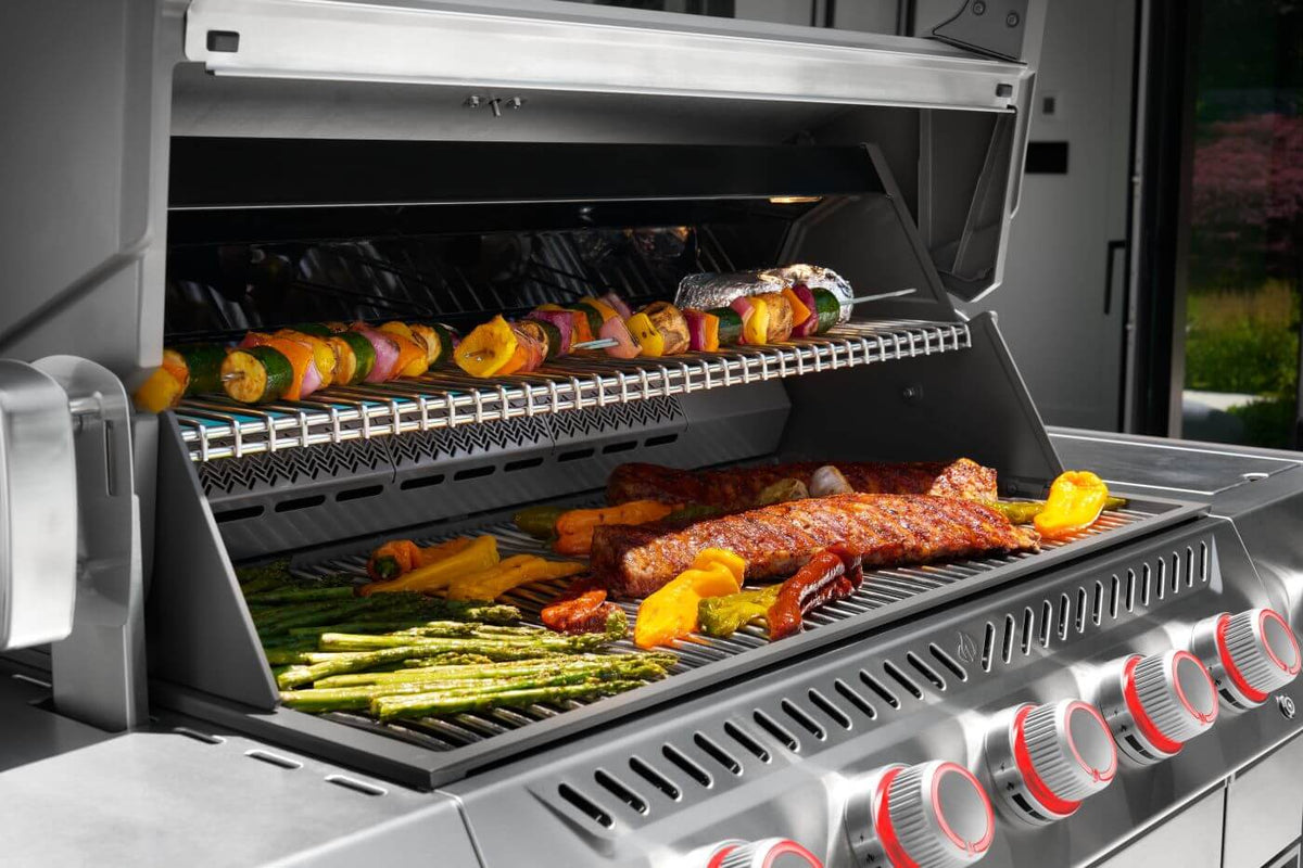 Gas Grill Prestige PRO 665 Elite with Smart Technology & Electric Smoker Box
